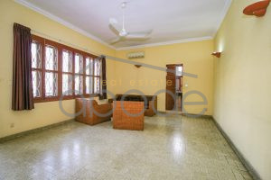 3 bedroom renovated flathouse for rent Daun Penh DP5A1