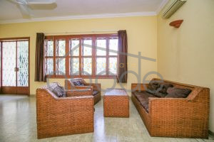 3 bedroom renovated flathouse for rent Daun Penh DP5A1