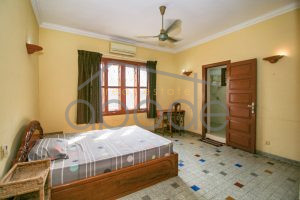 3 bedroom renovated flathouse for rent Daun Penh DP5A1