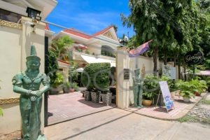 business for sale hotel royal palace central Phnom Penh DP5U11