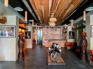hotel for rent central phnom penh 72 room