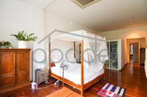 Renovated flathouse for rent Daun Penh DP8L11