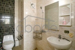 2 bedroom apartment for rent Ly Hout central Phnom Penh