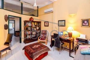 renovated flathouse for sale Daun Penh central Phnom Penh