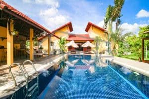 villa for rent takhmau TM010